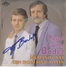 Une pochette avec verso dédicacé : (Pascal et Franky Bodet - Un enfant a toujours besoin d'amour)