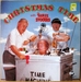 Vignette de The Three Stooges - Wreck the halls with boughs of Holly